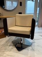 2 Kapperstoelen + wastafel PIETRANERA, Huis en Inrichting, Ophalen