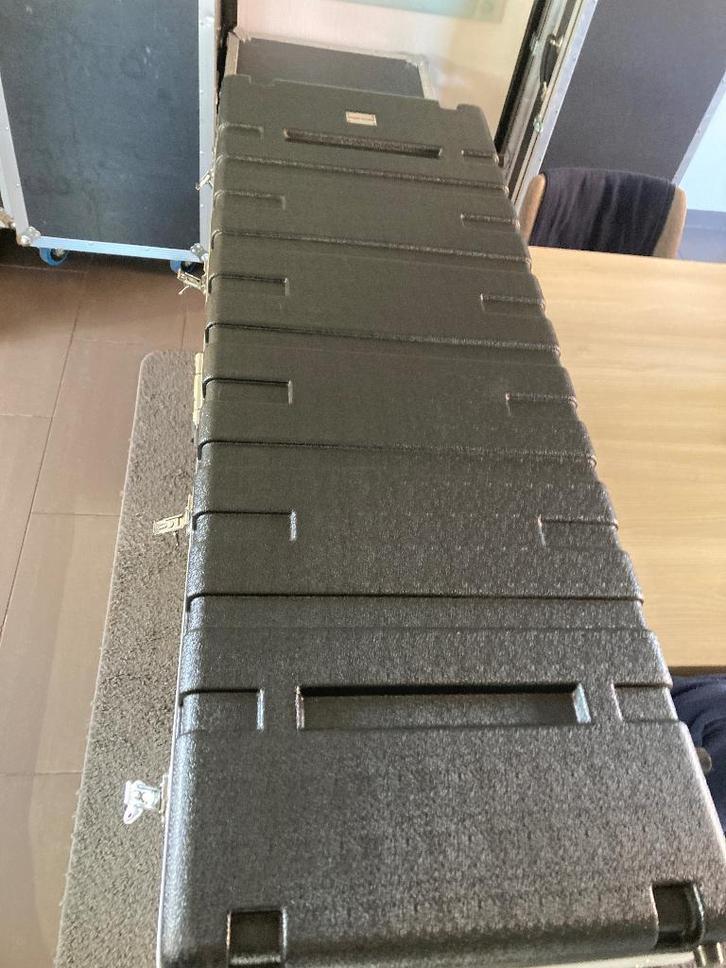 FlightCase 76 MUSIC STORE ABS, Muziek en Instrumenten, Behuizingen en Koffers, Zo goed als nieuw, Keyboard of Synthesizer, Flightcase