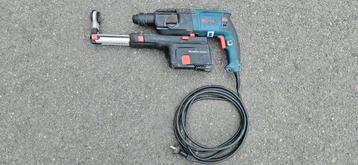 Boormachine bosch GBH 2-23 REA met stofafzuiging en koffer beschikbaar voor biedingen
