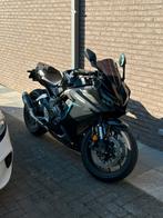 CBR650R Bouwjaar 2023 - A2 rijbewijs (afgesteld op 35kw), 4 cilinders, 649 cc, Quickshifter, Meer dan 35 kW