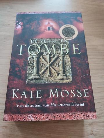 Kate Mosse - Vergeten Tombe beschikbaar voor biedingen