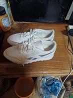 Baby pointure 39 rebouke femme, Enlèvement