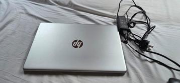 HP laptop met Intel i3, 8gb ram, 1 jaar oud met garantie.
 beschikbaar voor biedingen