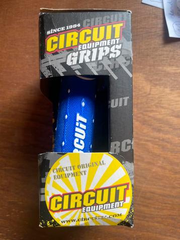 Handvaten Circuit blauw beschikbaar voor biedingen