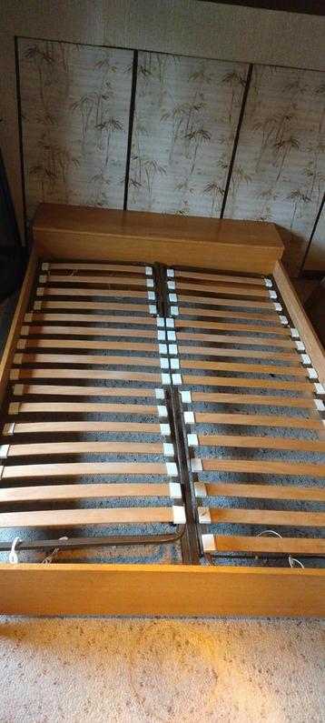 2 persoons bed 200 x 145 cm beschikbaar voor biedingen