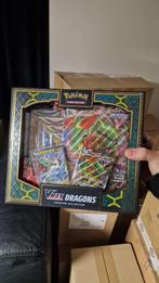VMax Dragons Premium Collection (dubbelzijdig), Hobby en Vrije tijd, Verzamelkaartspellen | Pokémon, Ophalen of Verzenden, Nieuw