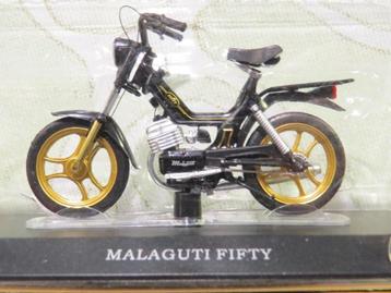 Malaguti Fifty brommer 1:18 (M002) beschikbaar voor biedingen
