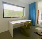 Bureau - wit - strak design, Ophalen, Zo goed als nieuw, Bureau