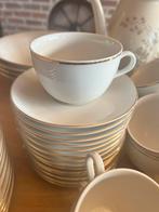 Servies Fine royal porcelain  Studio Collection, Antiek en Kunst, Ophalen