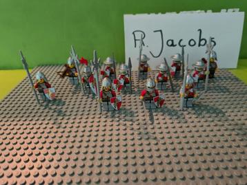 Lego kingdoms figuren  beschikbaar voor biedingen
