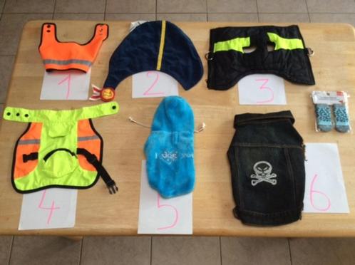 Te koop 5 honden jasjes + sokjes maat S, Dieren en Toebehoren, Honden-accessoires, Zo goed als nieuw, Ophalen of Verzenden