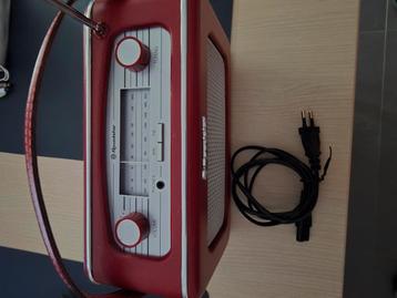 Roadstar radio beschikbaar voor biedingen