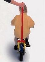 Fietsbalans trainer/ duwstang rood, Fietsen en Brommers, Fietsen | Kinderfietsjes, Ophalen, Zo goed als nieuw