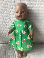 250. Babyborn: Nieuw groen jurkje met vosjes, Kinderen en Baby's, Speelgoed | Poppen, Ophalen of Verzenden, Nieuw, Babypop