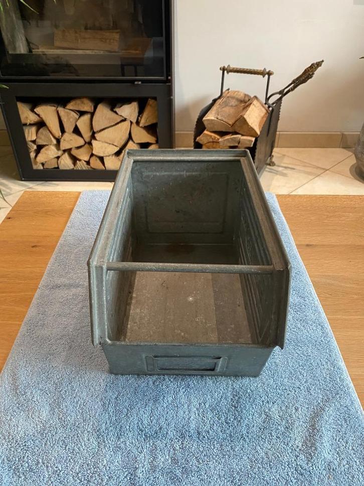 Stalen magazijnbakken van Schäfer Kasten (klein model), Doe-het-zelf en Bouw, Gereedschapskisten, Gebruikt, Ophalen