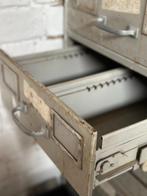 Vintage metalen archiefkast – Industrieel design, Ophalen