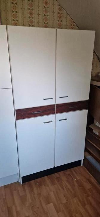 Retro vintage keukenkast jaren ´70 beschikbaar voor biedingen