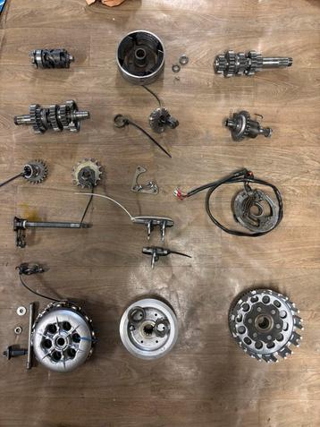 Pièces moteur yamaha YZ 465 beschikbaar voor biedingen