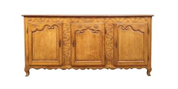 19e eeuws Normandisch dressoir Frankrijk beschikbaar voor biedingen