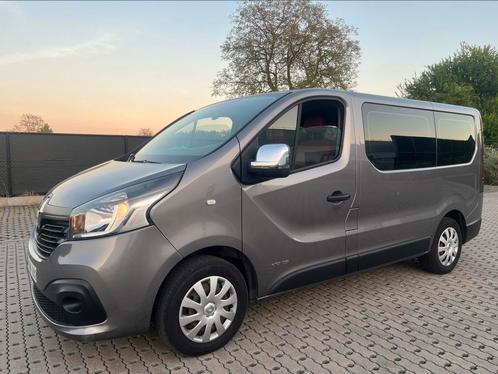 Renault trafic  1.6 dci 115 pk met 9 placen heel goed staat, Auto's, Renault, Bedrijf, Te koop, Trafic, ABS, Airbags, Alarm, Bluetooth