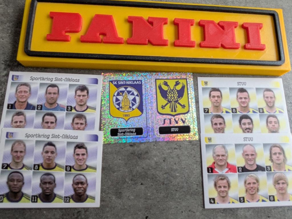PANINI FOOTBALL 2013 5 AUTOCOLLANTS ST NIKLAAS/STVV FOOTBALL, Enlèvement ou Envoi, Neuf