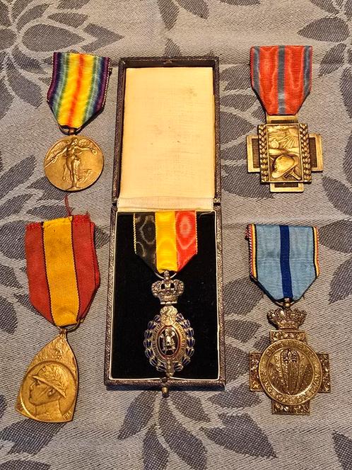 14-18 verzameling medailles oudstrijders, Verzamelen, Militaria | Algemeen, Ophalen