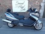 SUZUKI BURGMAN 650 EXECUTIVE, GARNATI 1 AN, 4950 EUR, Motoren, 650 cc, Bedrijf, Scooter, 2 cilinders