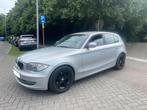 BMW 118d Automaat – 230.000 km – Goed rijdende wagen, Auto's, BMW, Automaat, Euro 5, 1 Reeks, Bedrijf