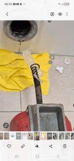 Débouchage de canalisations évier cuisine WC salle de bain..