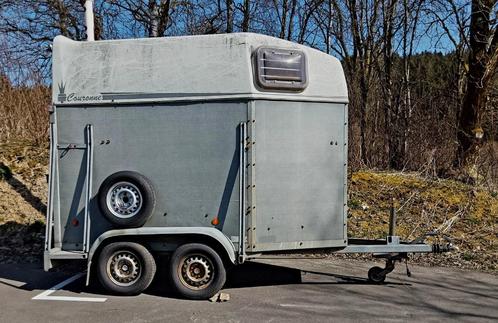 Remorque pour 2 chevaux HENRA défectueuse, Auto diversen, Aanhangers en Bagagewagens, Gebruikt, Ophalen