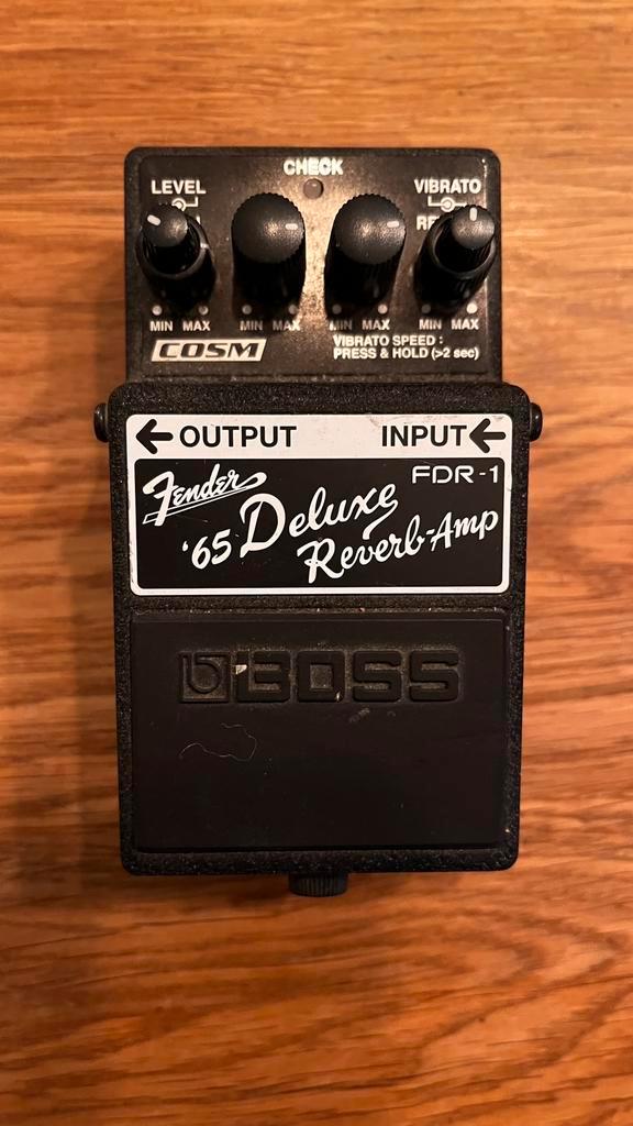 BOSS FENDER ‘65 DELUXE REVERB PEDAAL, Musique & Instruments, Effets, Utilisé, Reverb, Enlèvement ou Envoi
