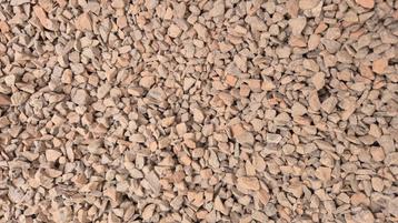Grind, Havana 5/11 (bruin/rood), +-270 kg/+-190 liter beschikbaar voor biedingen