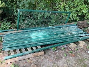 20 groene GIARDINO palen + 2 GIARDINO hoekpalen + hoeksteun, Enlèvement, Utilisé, 250 cm ou plus, Poteaux