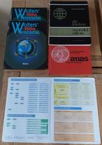 Atlas : 4 éditions disponibles (1974, 1978, 1997, 2001), Monde, Autres atlas, Utilisé, Enlèvement ou Envoi