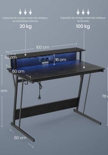 Gamingdesk met LED en geïntegreerde stopcontacten beschikbaar voor biedingen