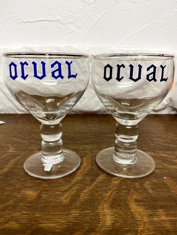 2 Verres biere d' Orval model 1980 model boule 2 colo differ