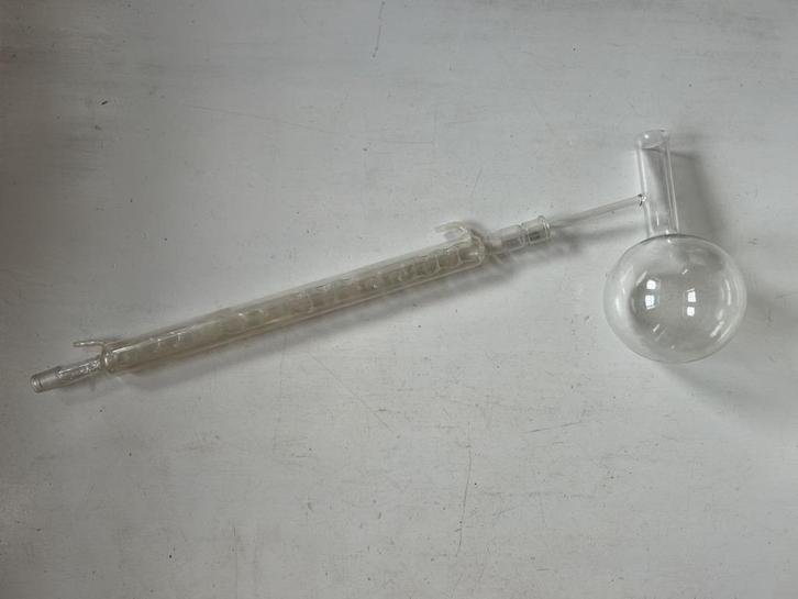 Destillatie opstelling kookkolf met liebigkoeler, Hobby en Vrije tijd, Overige Hobby en Vrije tijd, Gebruikt, Ophalen of Verzenden