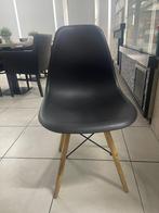 12 stoelen, Ophalen, Zo goed als nieuw