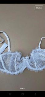 Chantelle en dentelle blanche 70d, Vêtements | Femmes, Sous-vêtements & Lingerie, Chantelle, Envoi, Blanc, Soutien-gorge