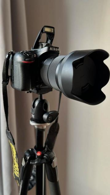 Nikon D610 + Sigma 50mm f/1.4 Art + Manfrotto statief beschikbaar voor biedingen