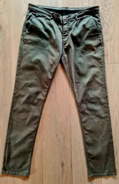 lange broek in stretch 'Ashes to dust' (XXL), Kleding | Heren, Broeken en Pantalons, Zo goed als nieuw, Overige maten, Groen, Ophalen of Verzenden