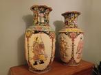 2 grote antieke porseleinen Chinese vazen, Antiek en Kunst, Ophalen