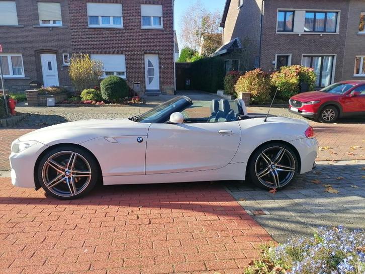 prachtige bmw z4 2.3  6 cil. automaat, Auto's, BMW, Particulier, Z4, ABS, Airbags, Airconditioning, Alarm, Bluetooth, Boordcomputer