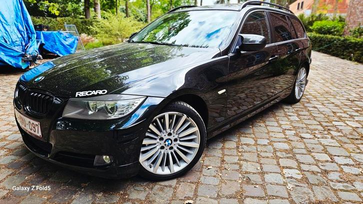 ***Bmw 318d e91 Zwart met Dubbel panorama ***, Auto's, BMW, Particulier, 3 Reeks, ABS, Airbags, Airconditioning, Alarm, Bluetooth