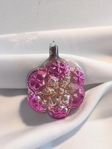 Boule de Noël Ajeko  beschikbaar voor biedingen