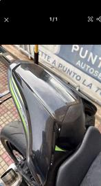 Capot de selle Kawasaki Z900, Motos, Enlèvement