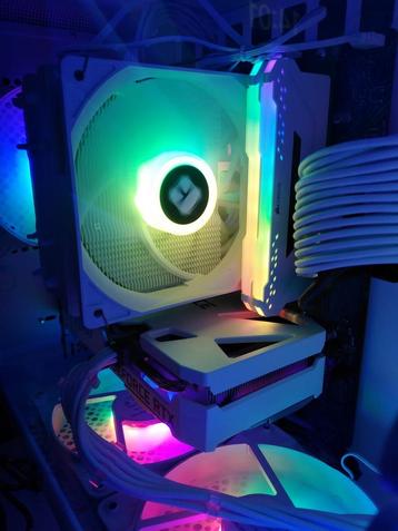 TOURE GAMING ÉDITION WHITE I5 12400F 12ÈME GÉNÉRATION NEUF  beschikbaar voor biedingen