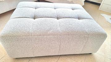 🌸 SPLINTERNIEUWE !! grote zachte poef kleur Pearl  beschikbaar voor biedingen