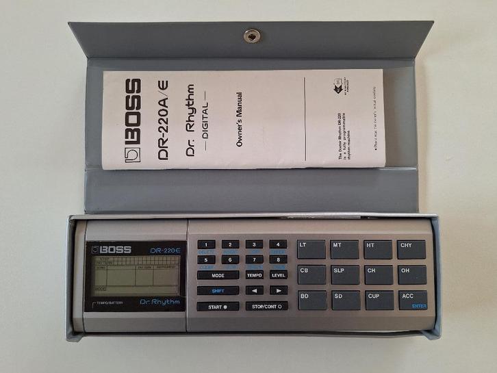 Boss DR-220E Dr. Rhythm Digital - Drum Machine –, Musique & Instruments, Batteries électroniques, Comme neuf, Boss, Enlèvement