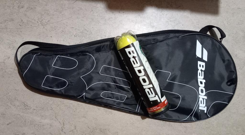Housse de raquette de tennis Babolat + balles, Sports & Fitness, Tennis, Neuf, Sac, Babolat, Enlèvement